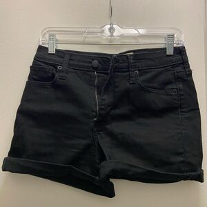 Universal Threads 4 High-Rise Midi Black Shorts